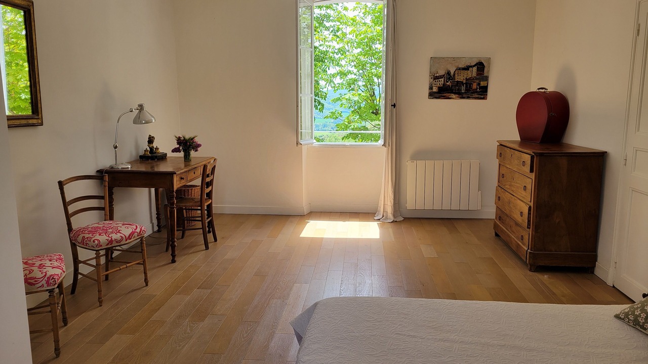 Photo of Bedroom in Reillanne
