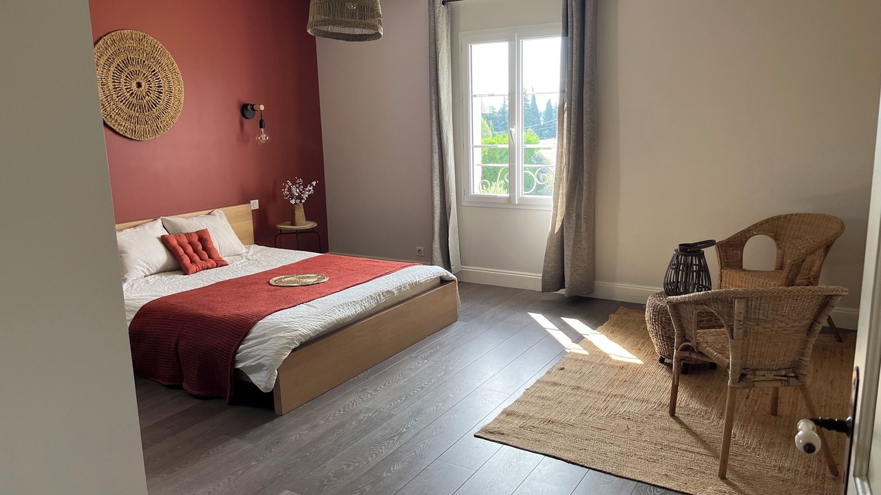 Photo of Bedroom in Noves