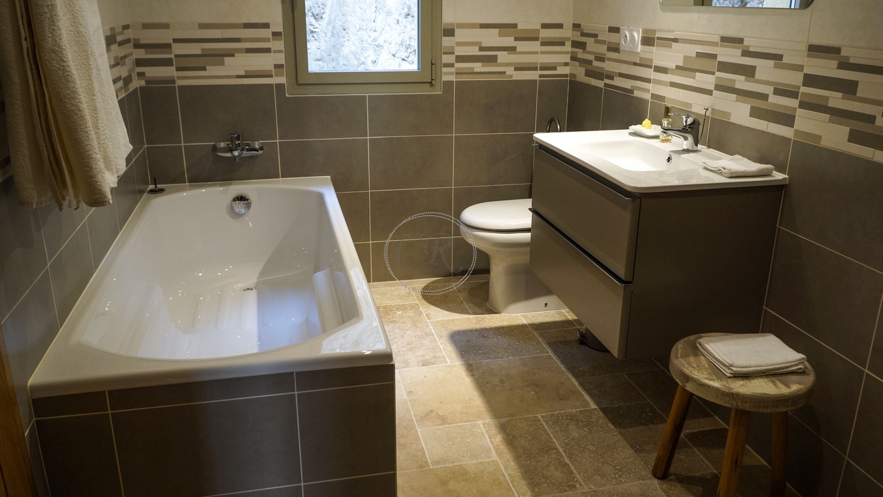 Photo of Bathroom in La Londe-les-Maures