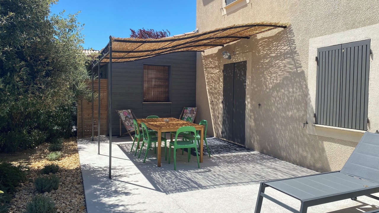 Photo of Outdoor in Crestet