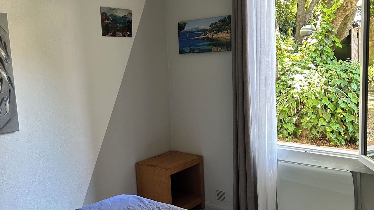Photo of Bedroom in Le Pradet