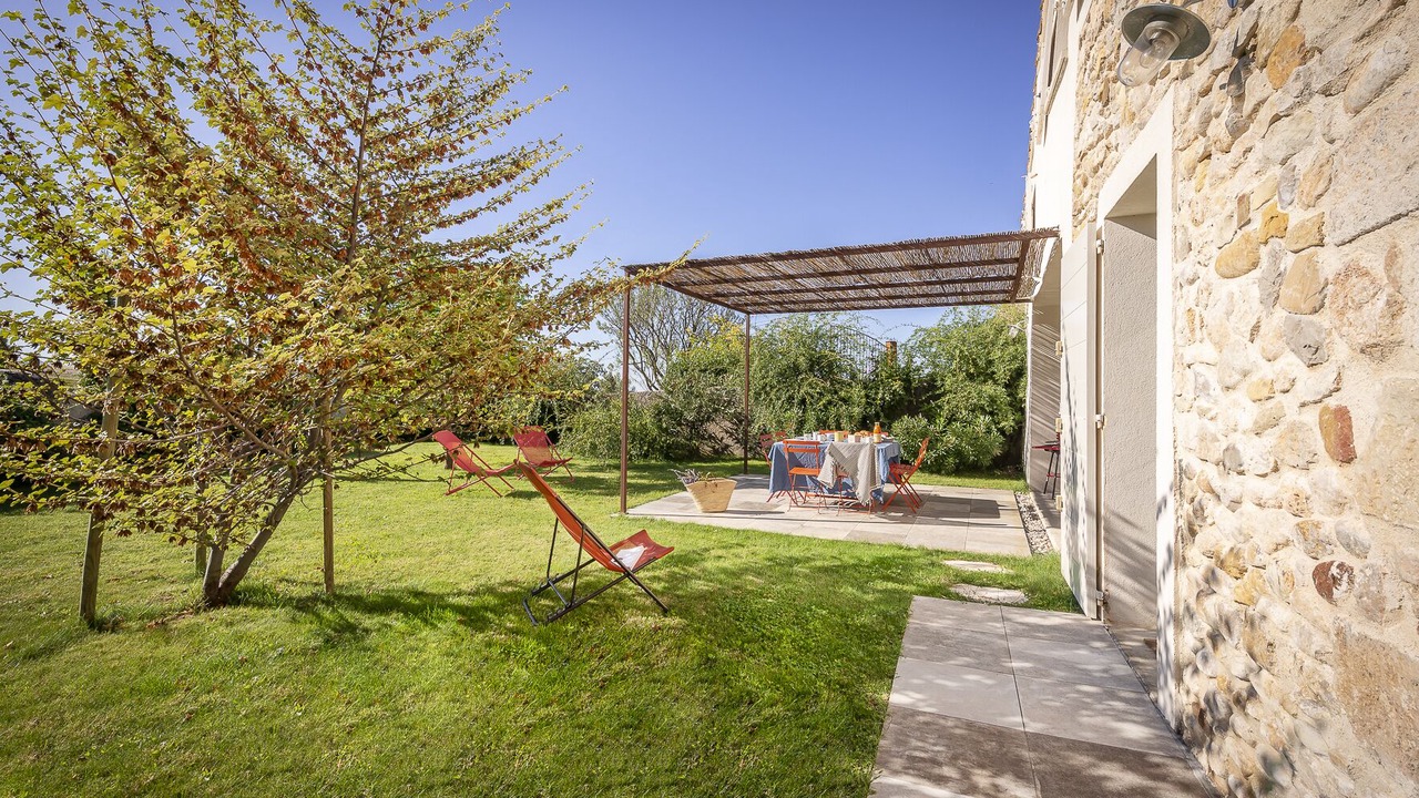 Photo of Patio Balcony in Moustiers-Sainte-Marie