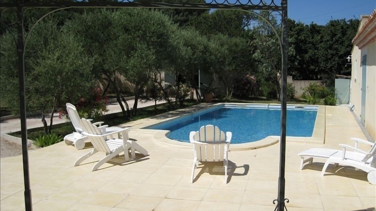 Photo of Outdoor in Comps