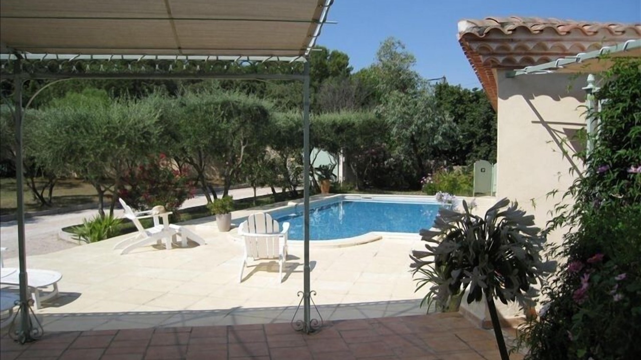 Photo of Outdoor in Comps