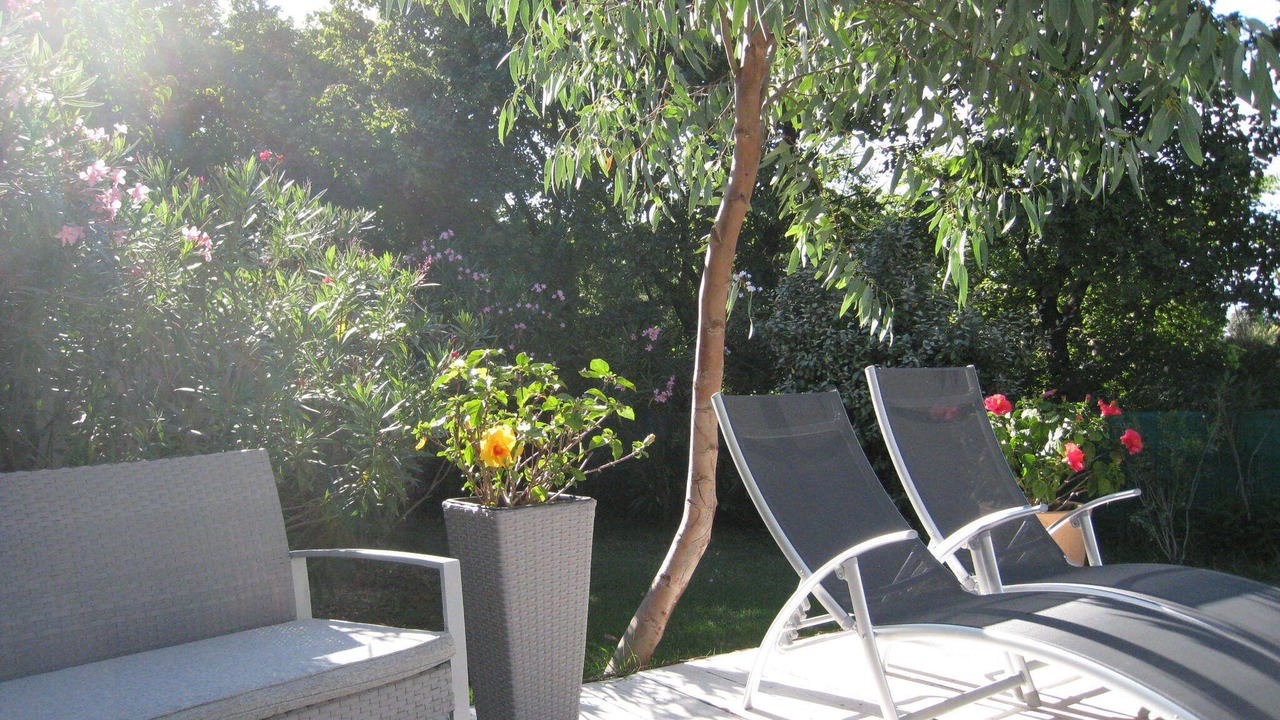 Photo of Patio Balcony in Comps