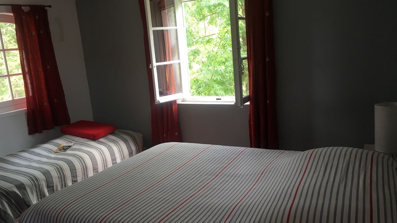 Photo of Bedroom in Saignon