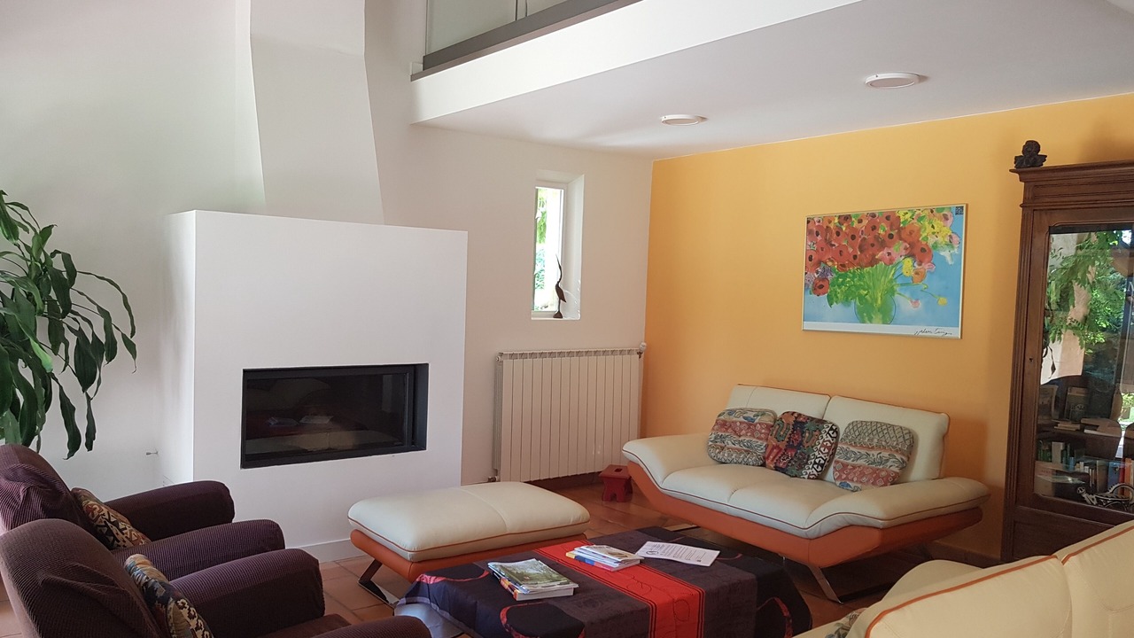 Photo of Livingroom in Venelles