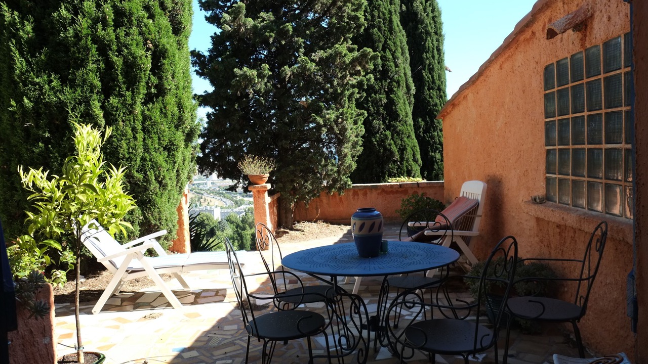 Photo of Outdoor in Verduron
