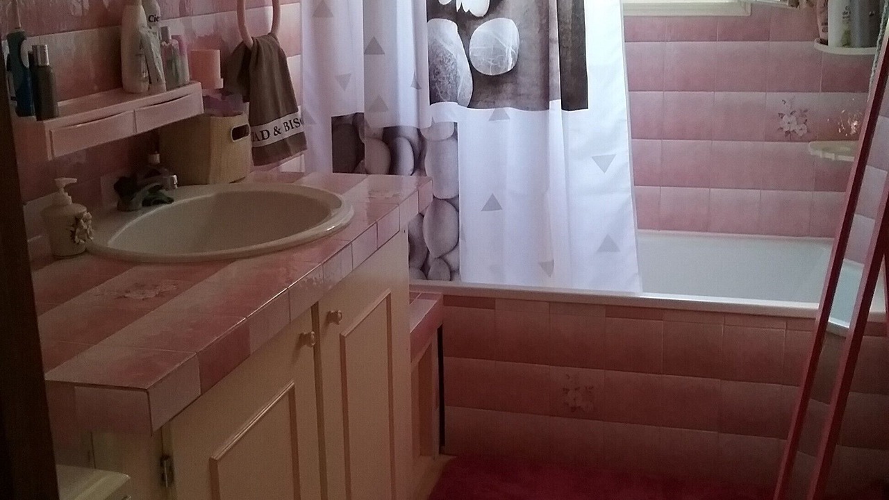 Photo of Bathroom in Gargas