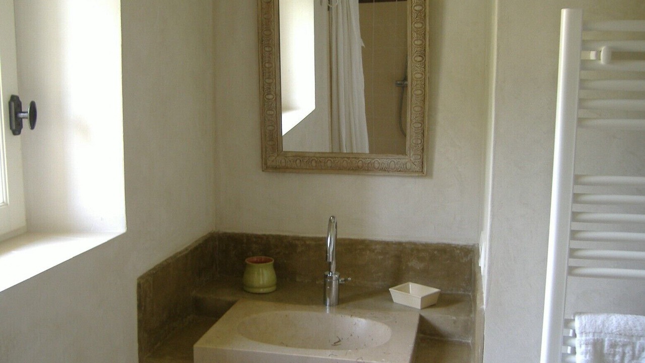 Photo of Bathroom in Crillon-le-Brave