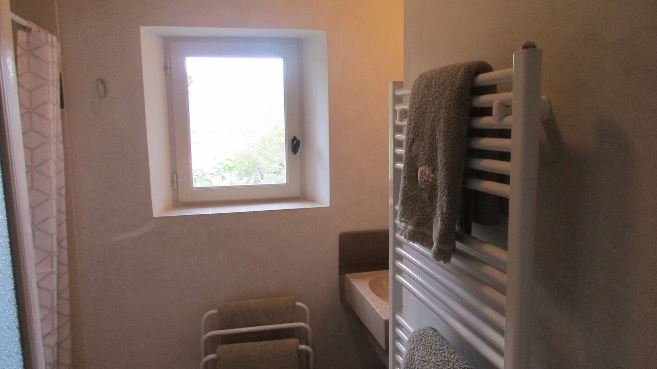Photo of Bathroom in Crillon-le-Brave