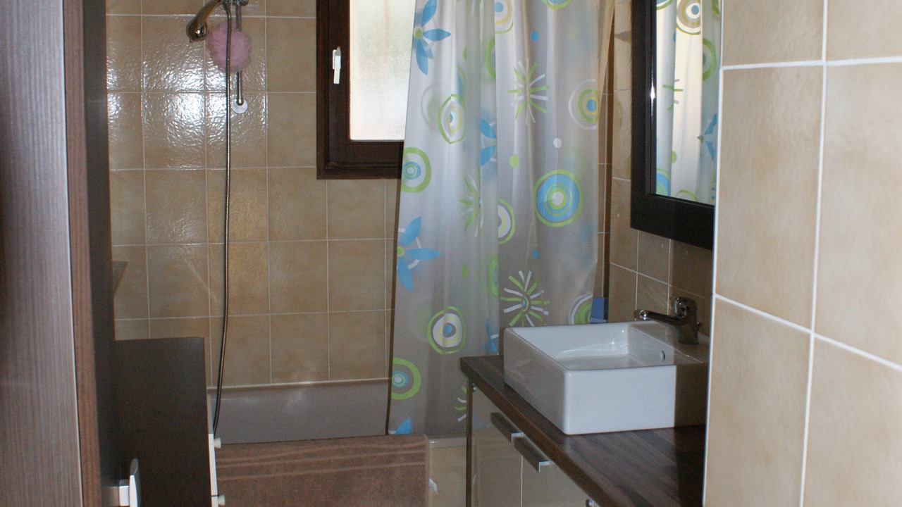Photo of Bathroom in Tulette