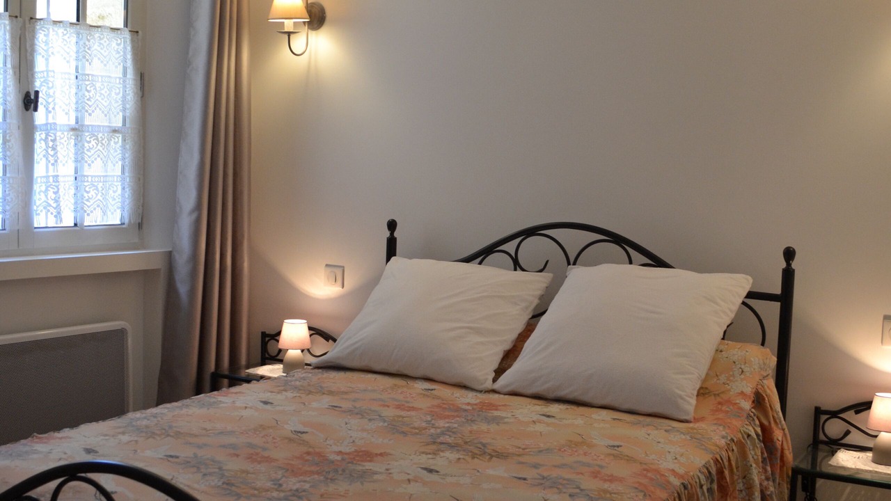 Photo of Bedroom in Ansouis