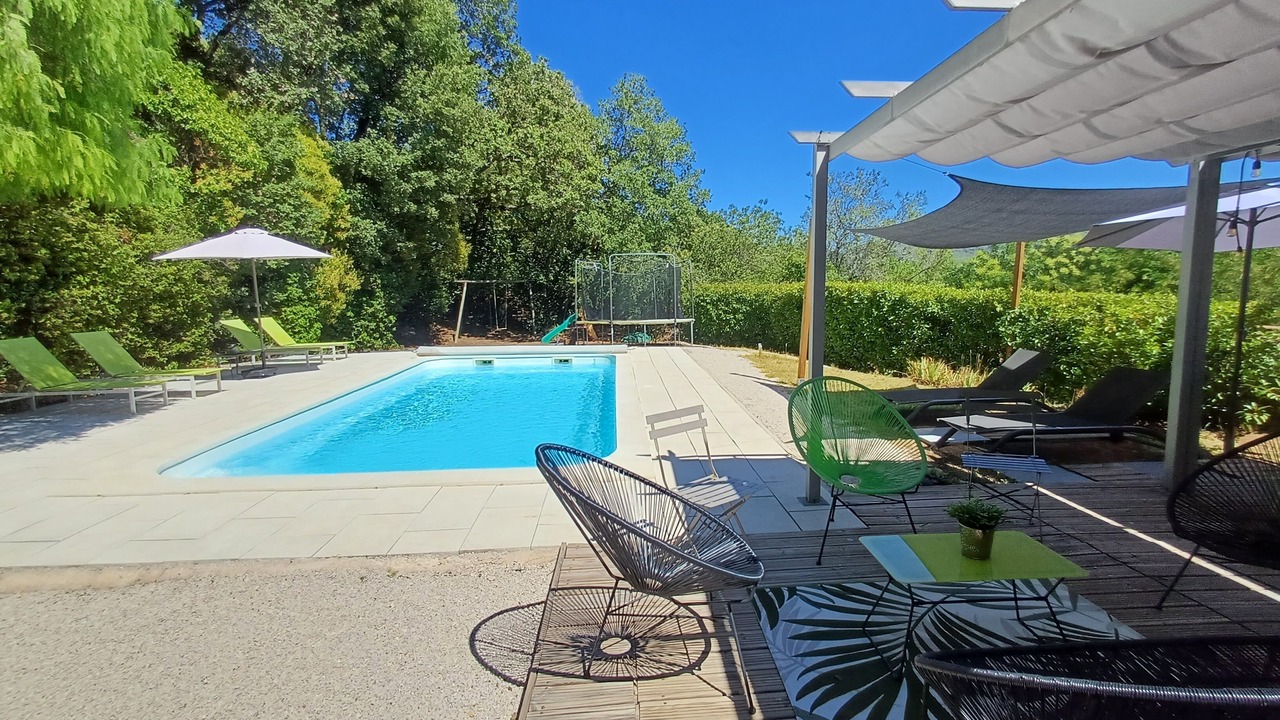 Photo of Outdoor in Auriol