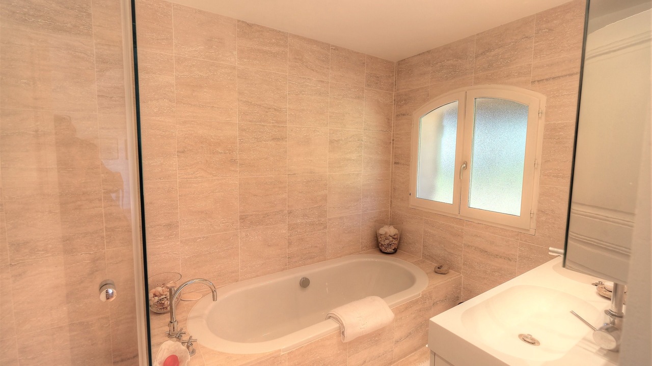 Photo of Bathroom in La Garde-Freinet