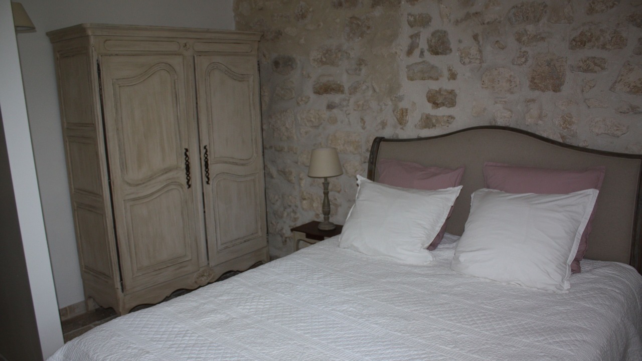 Photo of Bedroom in Pernes-les-Fontaines