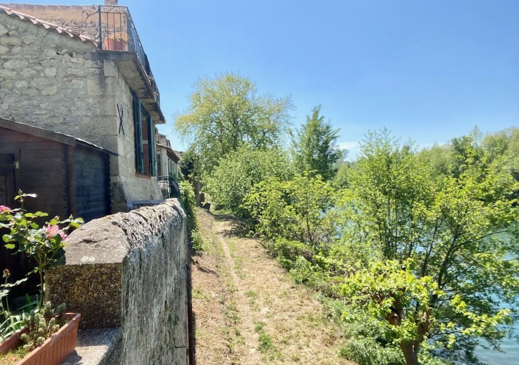 Photo of Outdoor in Montfrin