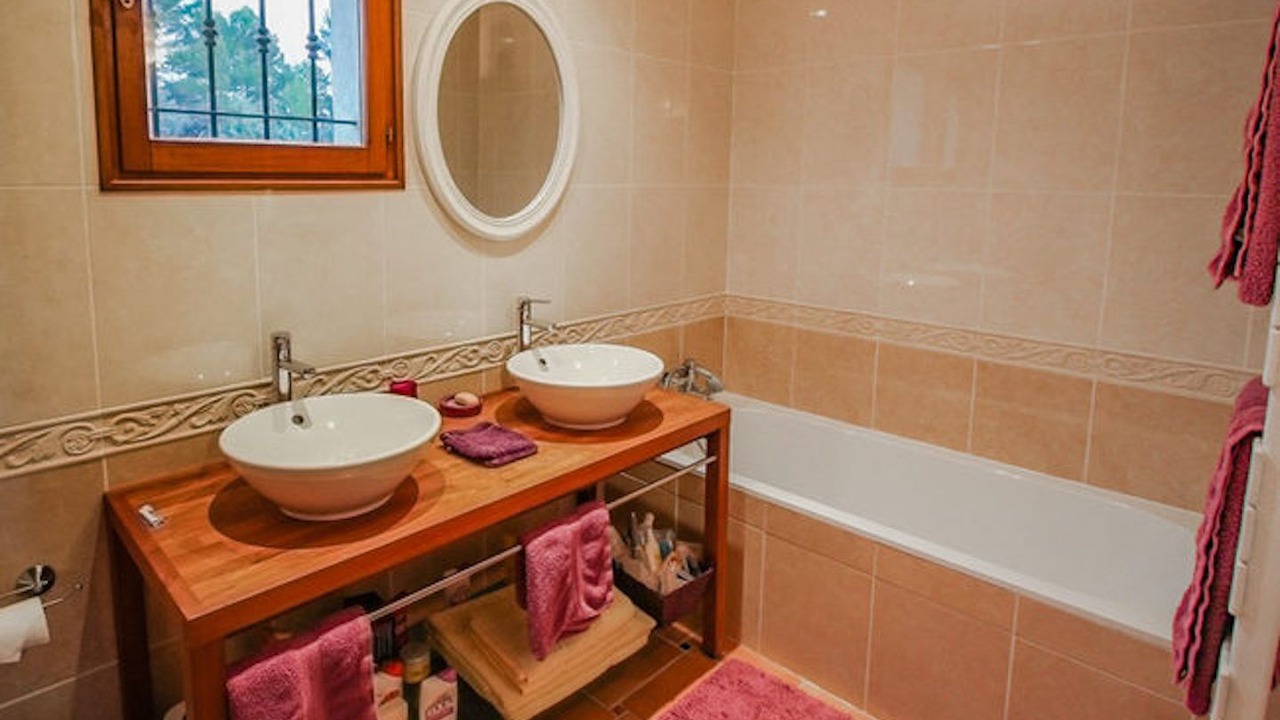 Photo of Bathroom in Seillans