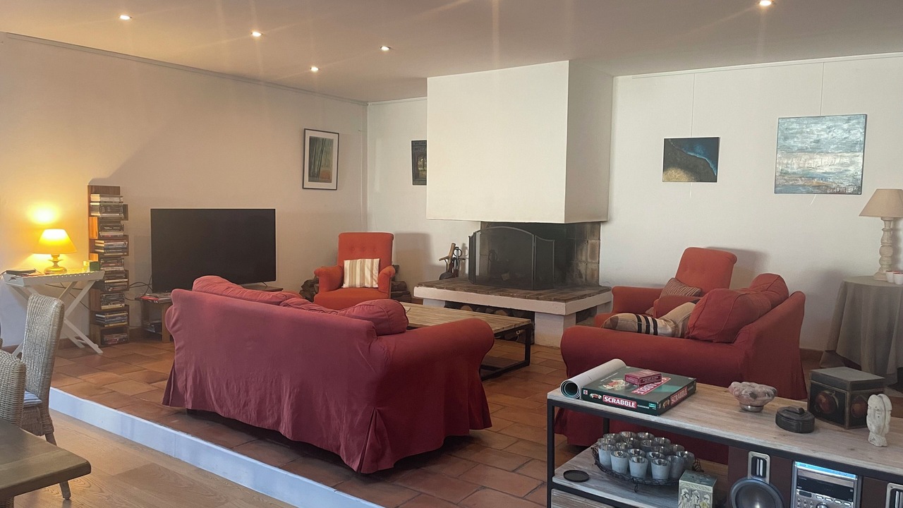 Photo of Livingroom in Redessan