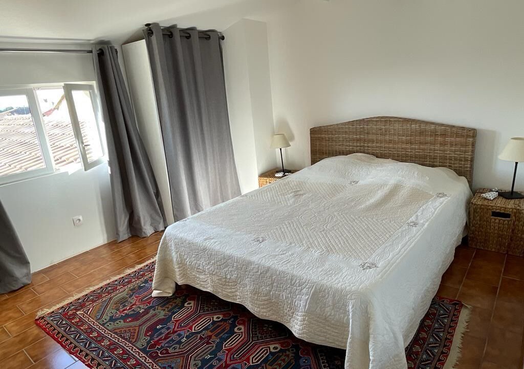 Photo of Bedroom in Redessan