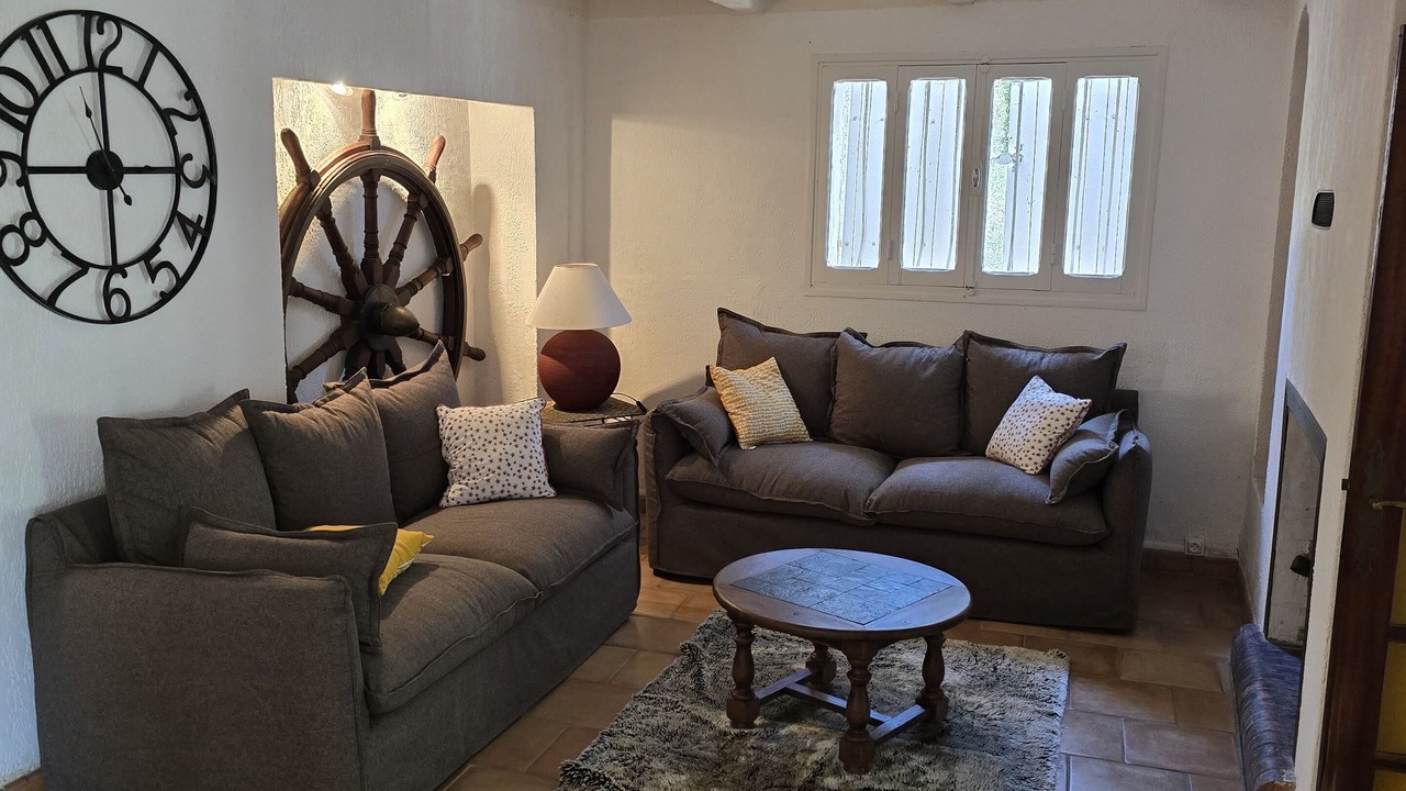 Photo of Livingroom in Peypin