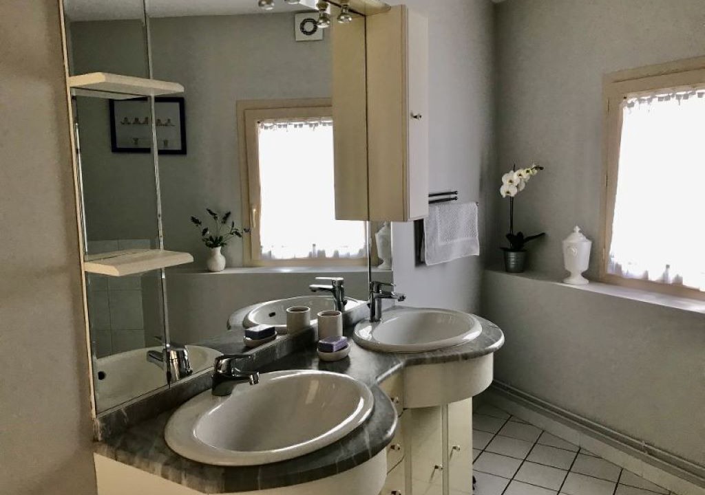 Photo of Bathroom in Orange