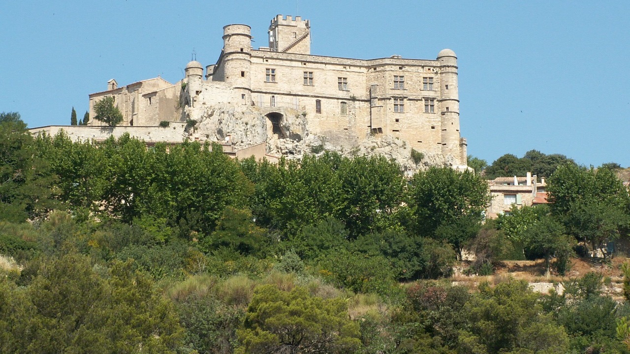 Photo of Others in Monteux