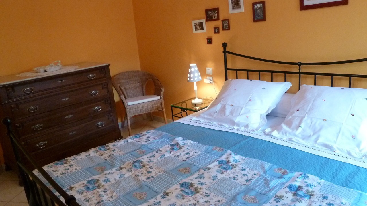 Photo of Bedroom in Pernes-les-Fontaines