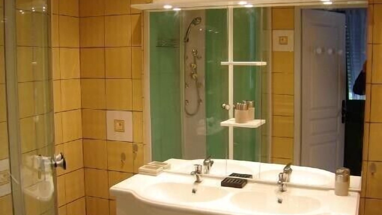 Photo of Bathroom in Pierrevert