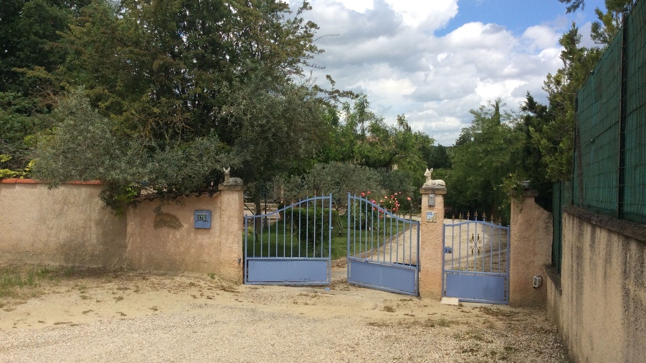 Photo of Outdoor in La Tour-d'Aigues