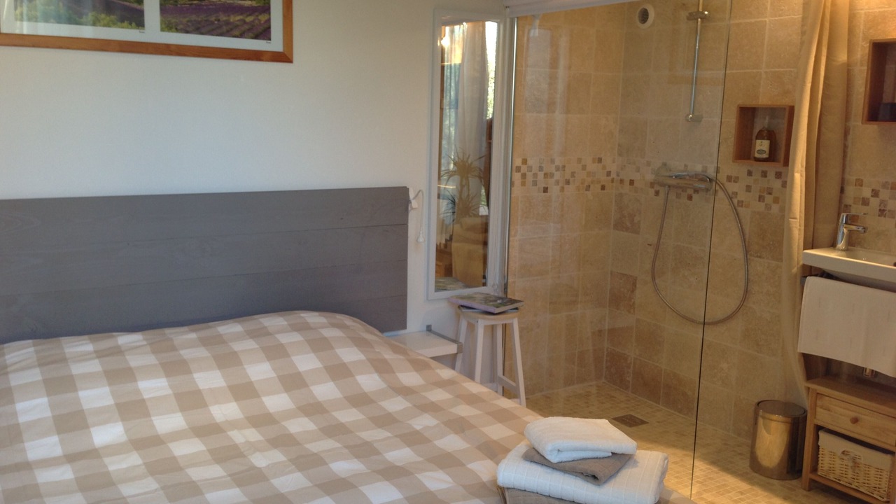 Photo of Bedroom in Puyricard