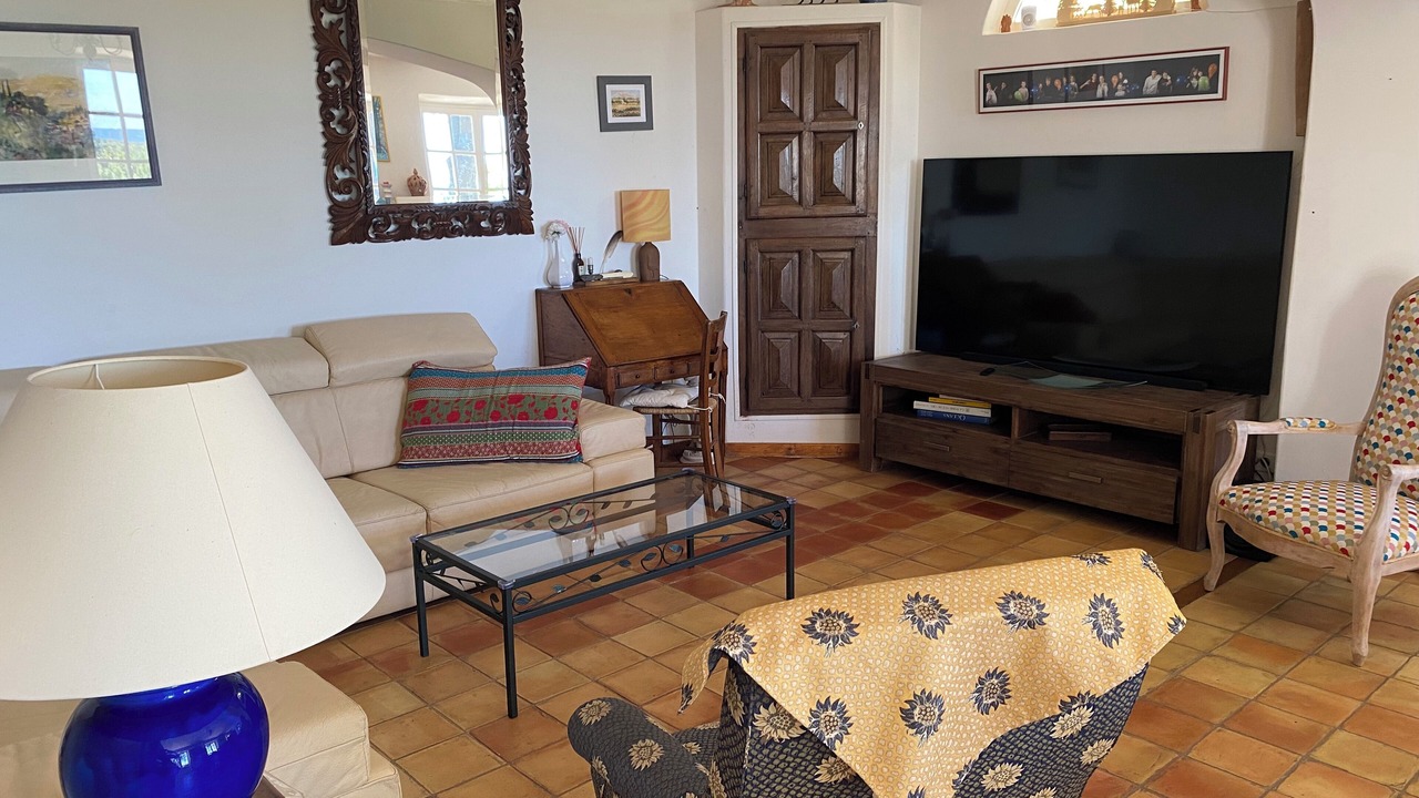 Photo of Livingroom in Eguilles