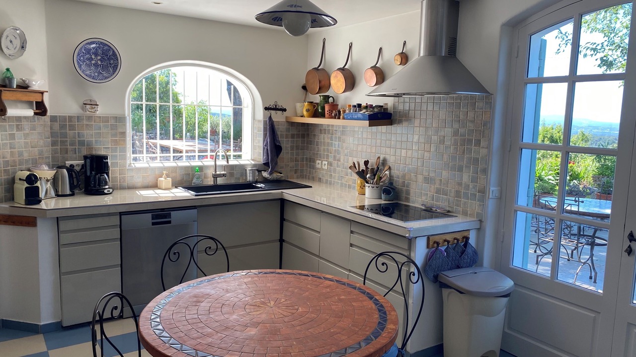 Photo of Kitchen in Eguilles