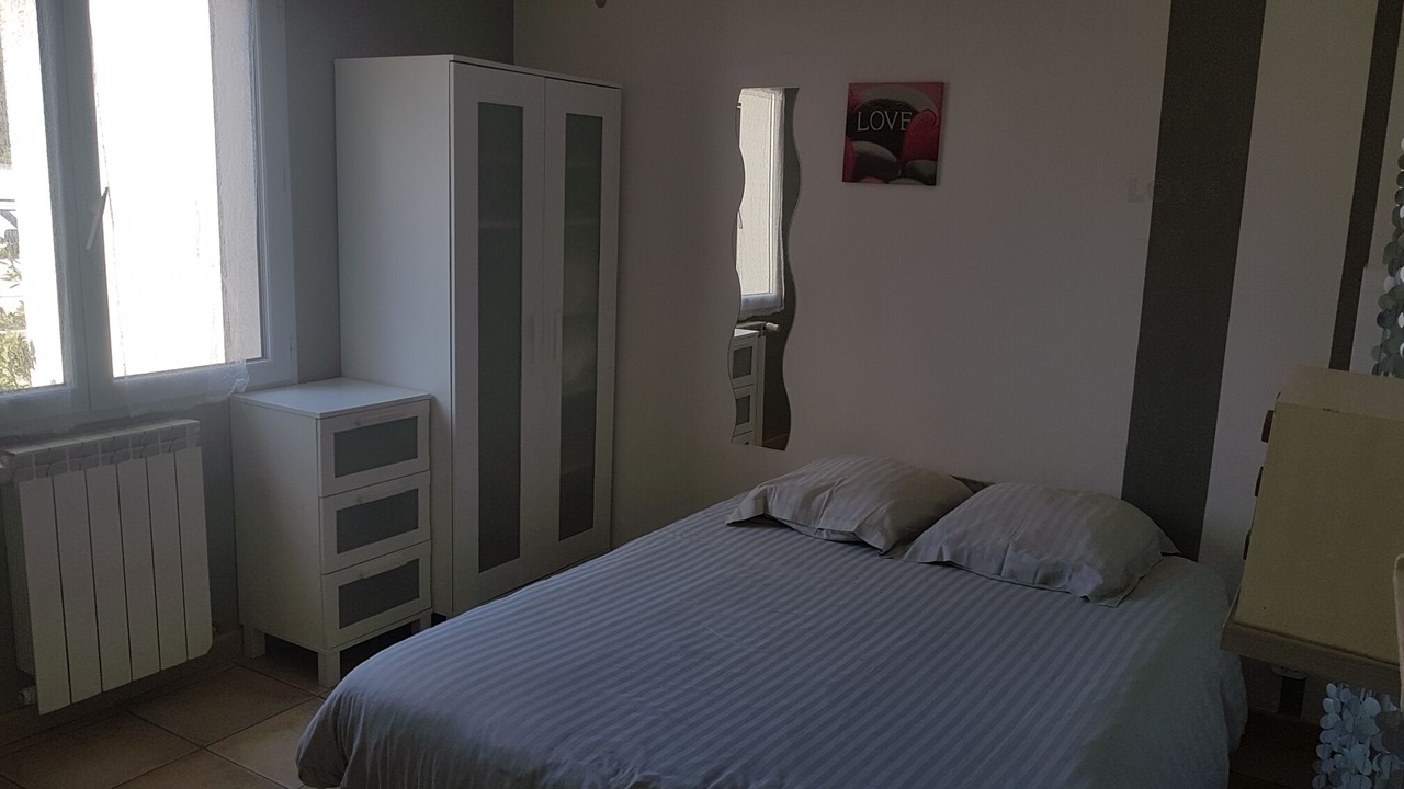 Photo of Bedroom in Pelissanne
