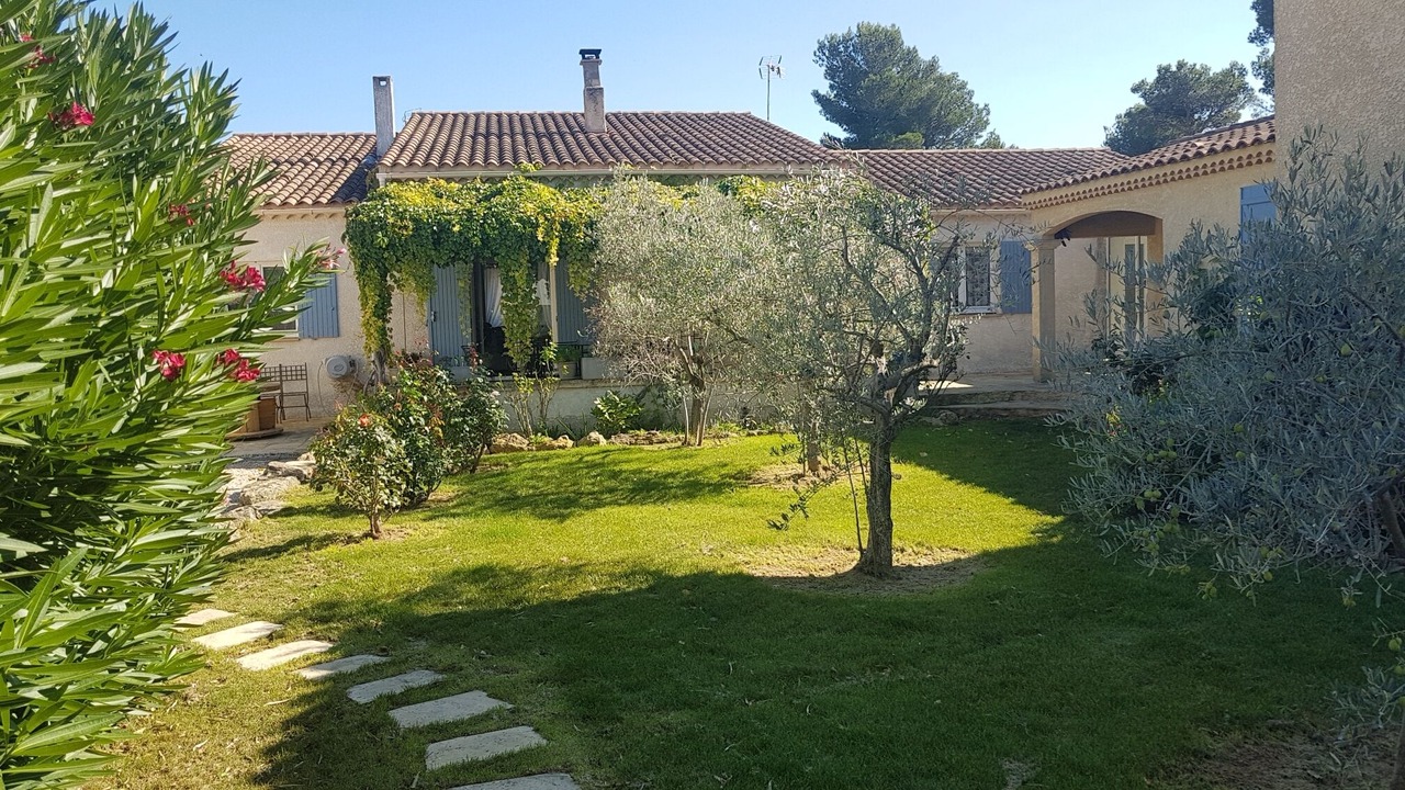 Photo of Outdoor in Pelissanne