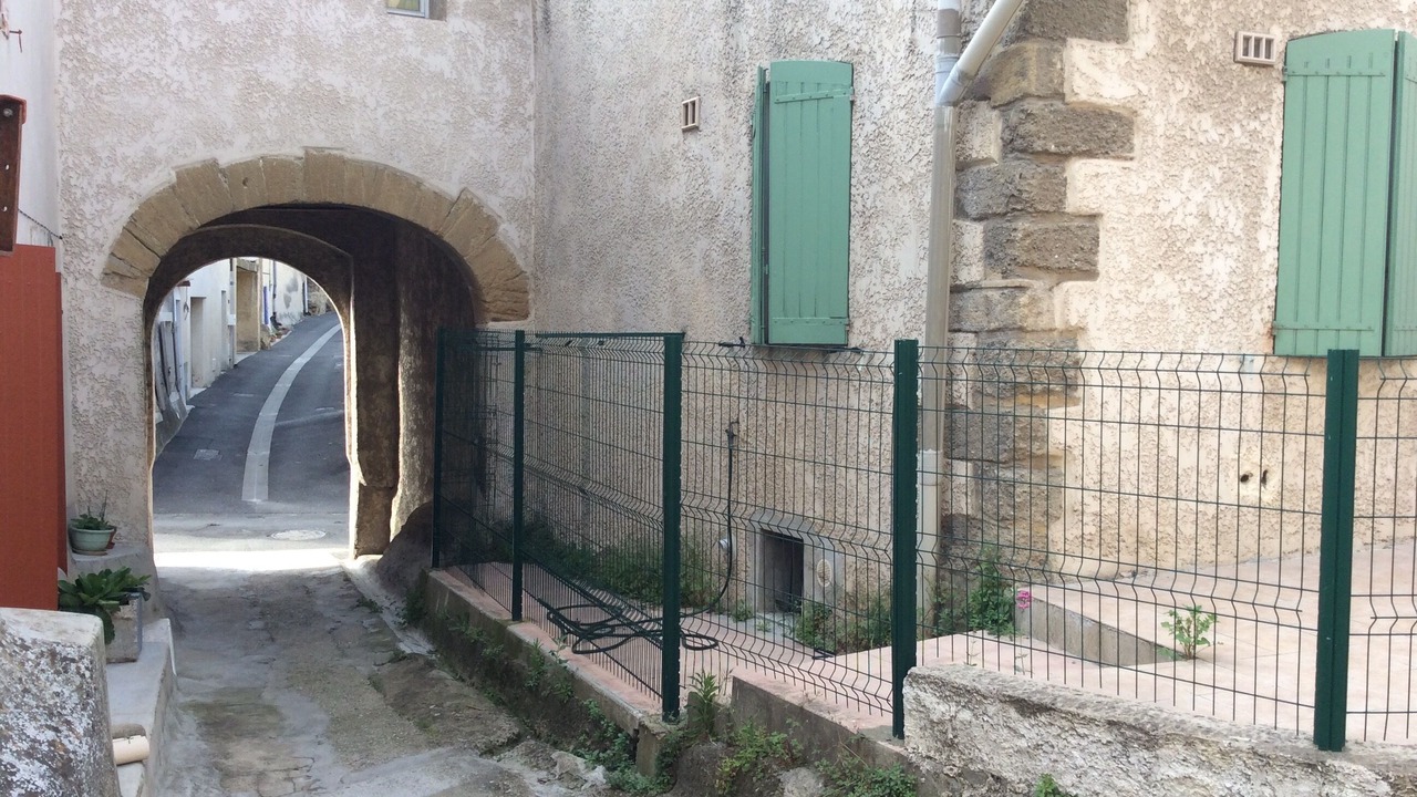 Photo of Outdoor in Entraigues-sur-la-Sorgue