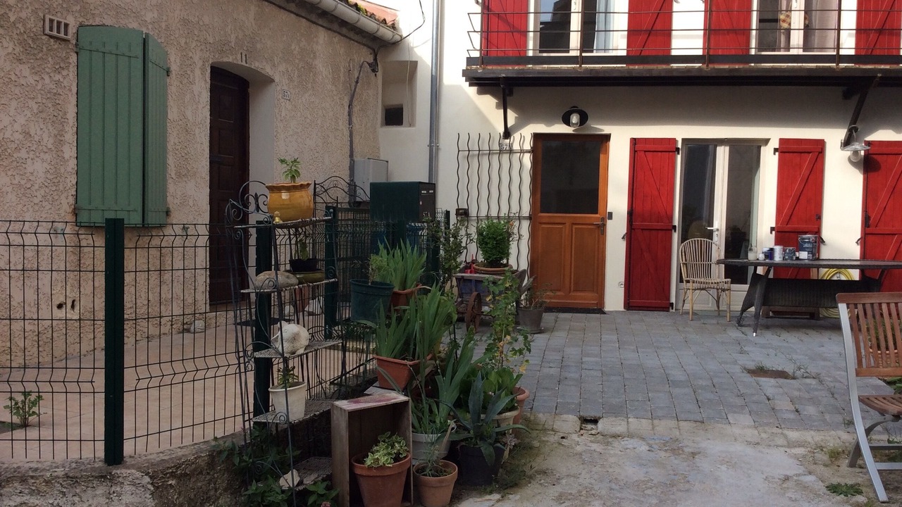 Photo of Outdoor in Entraigues-sur-la-Sorgue