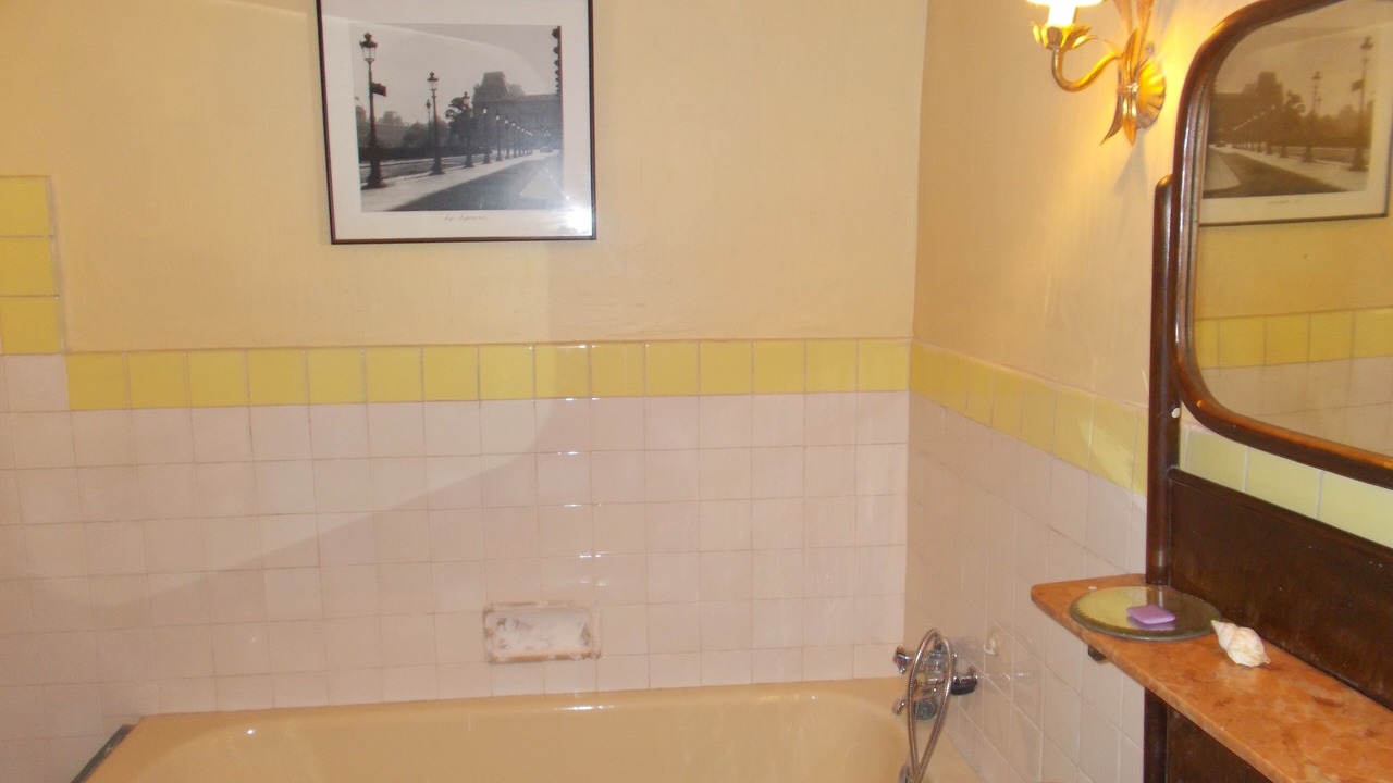 Photo of Bathroom in Meynes