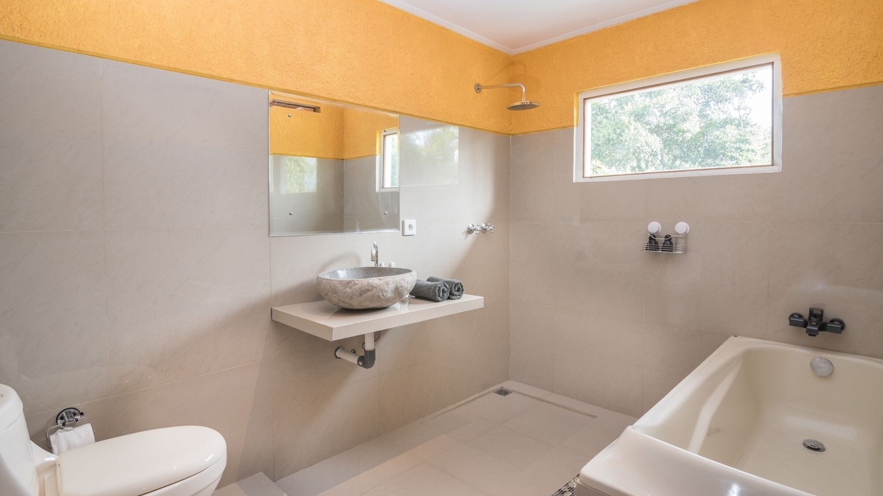 Photo of Bathroom in Singakerta