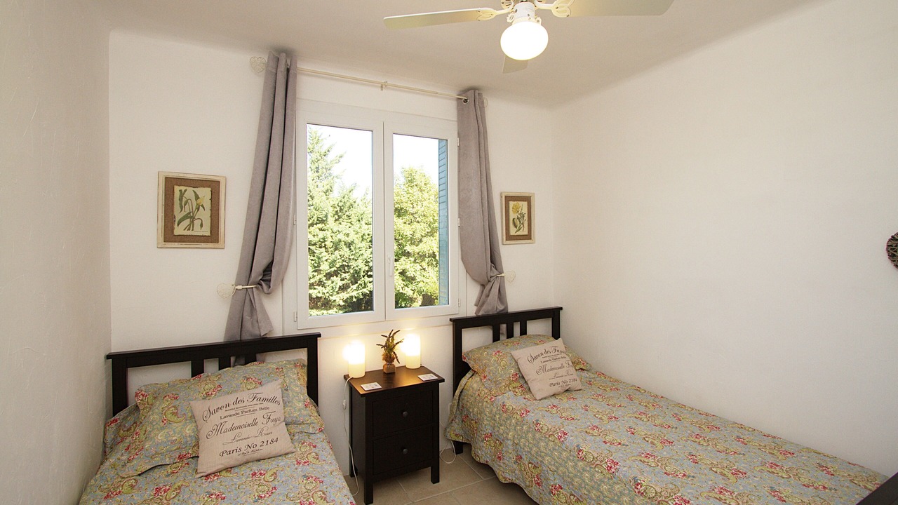 Photo of Bedroom in Maubec