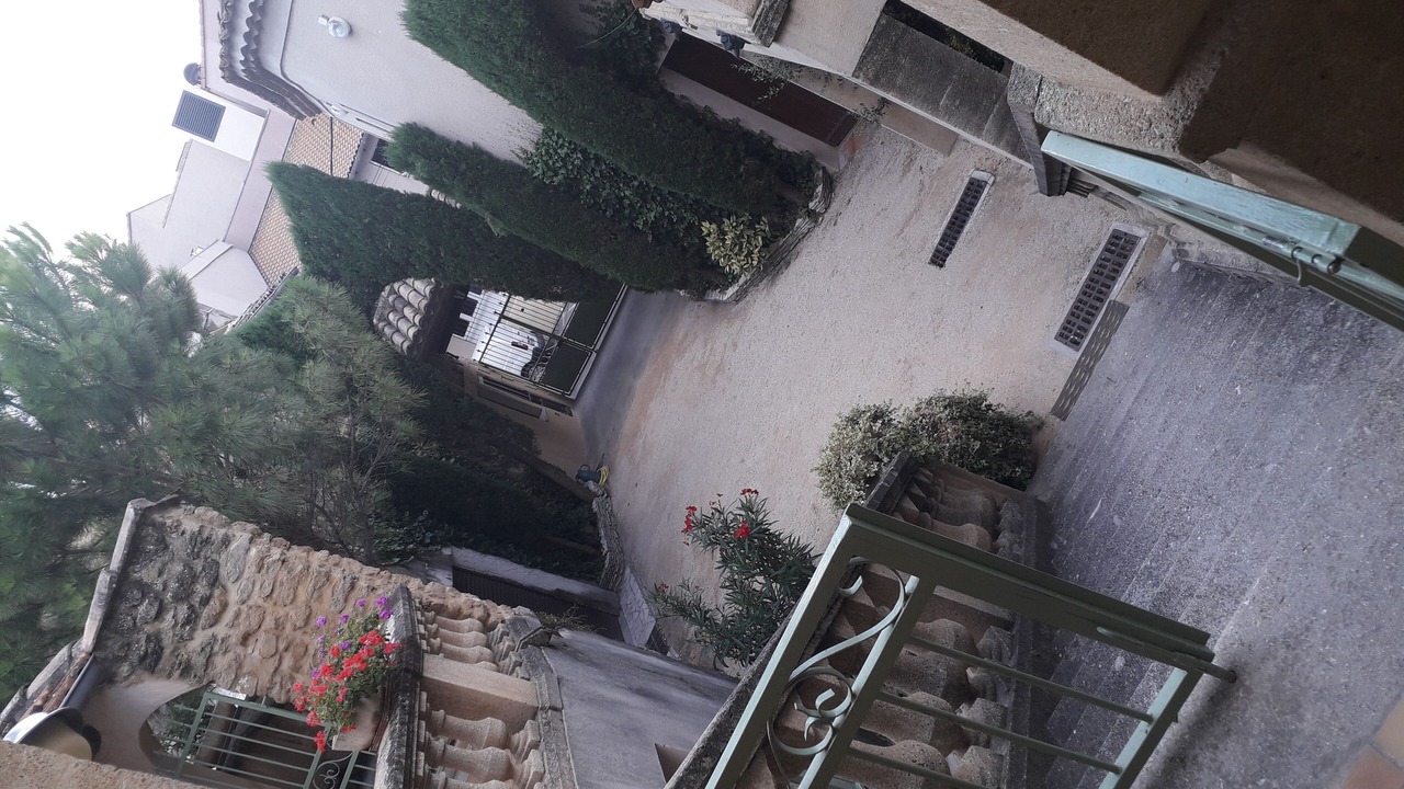 Photo of Outdoor in Bedarrides