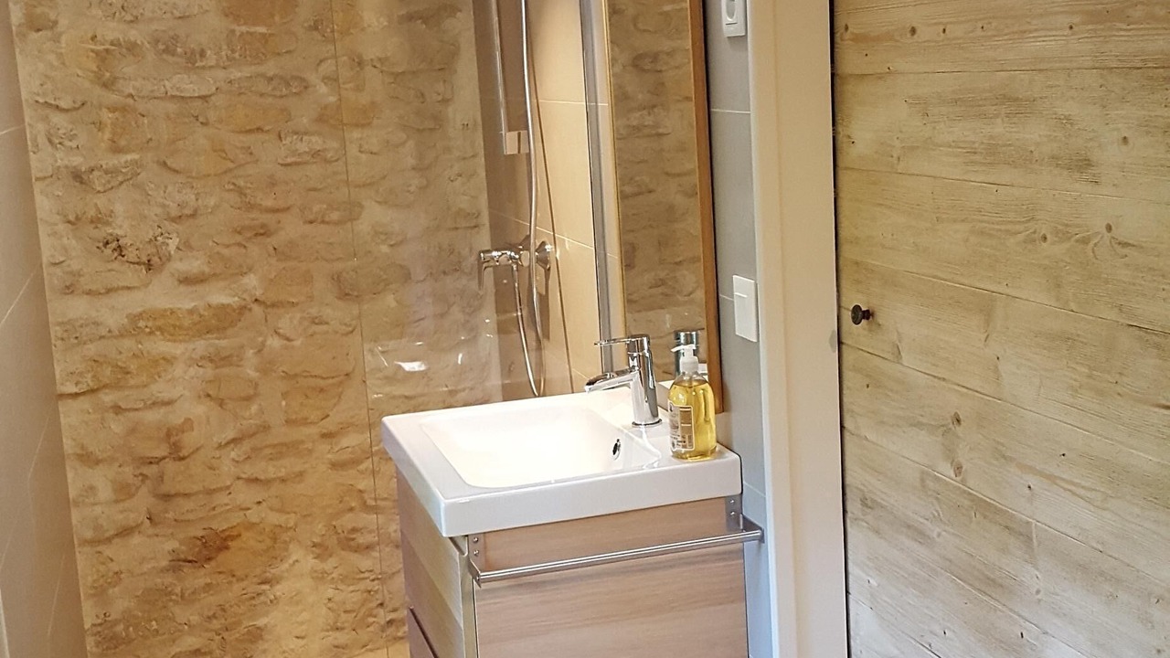 Photo of Bathroom in Saignon