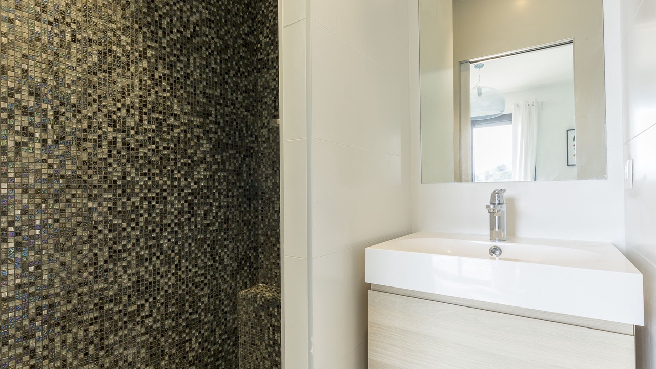 Photo of Bathroom in Perier