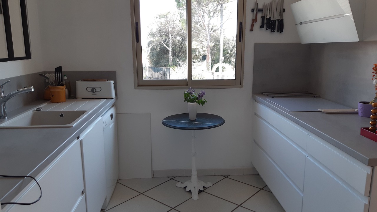 Photo of Kitchen in Saint-Etienne-des-Sorts