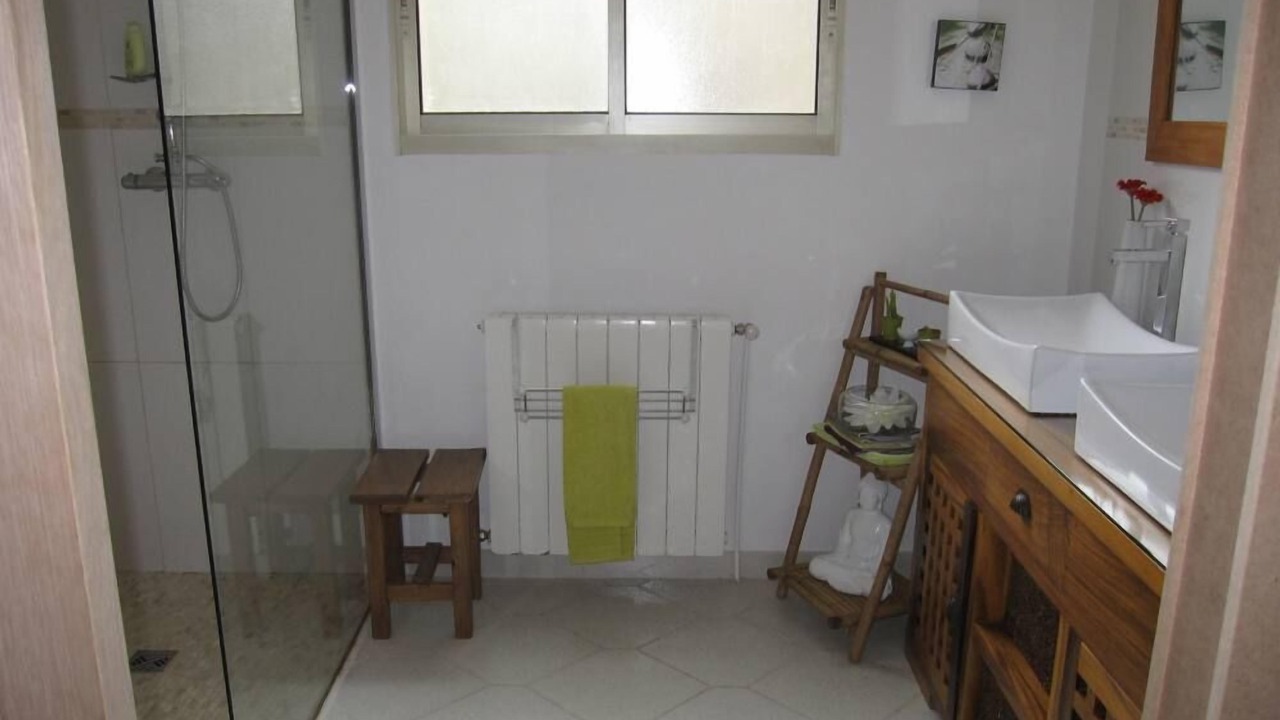 Photo of Bathroom in Saint-Etienne-des-Sorts