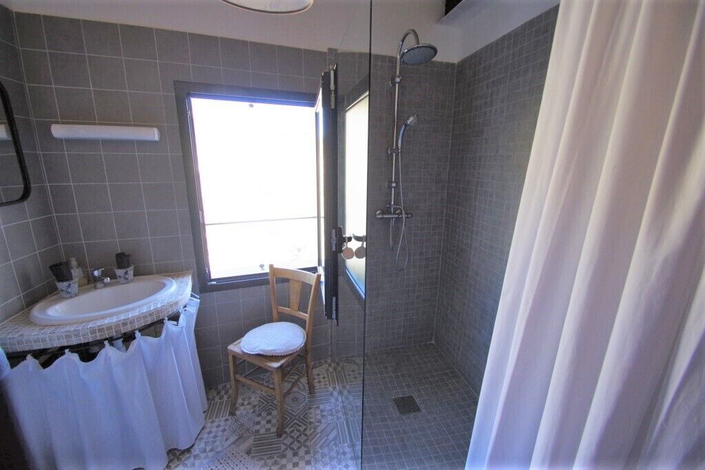 Photo of Bathroom in Ascros