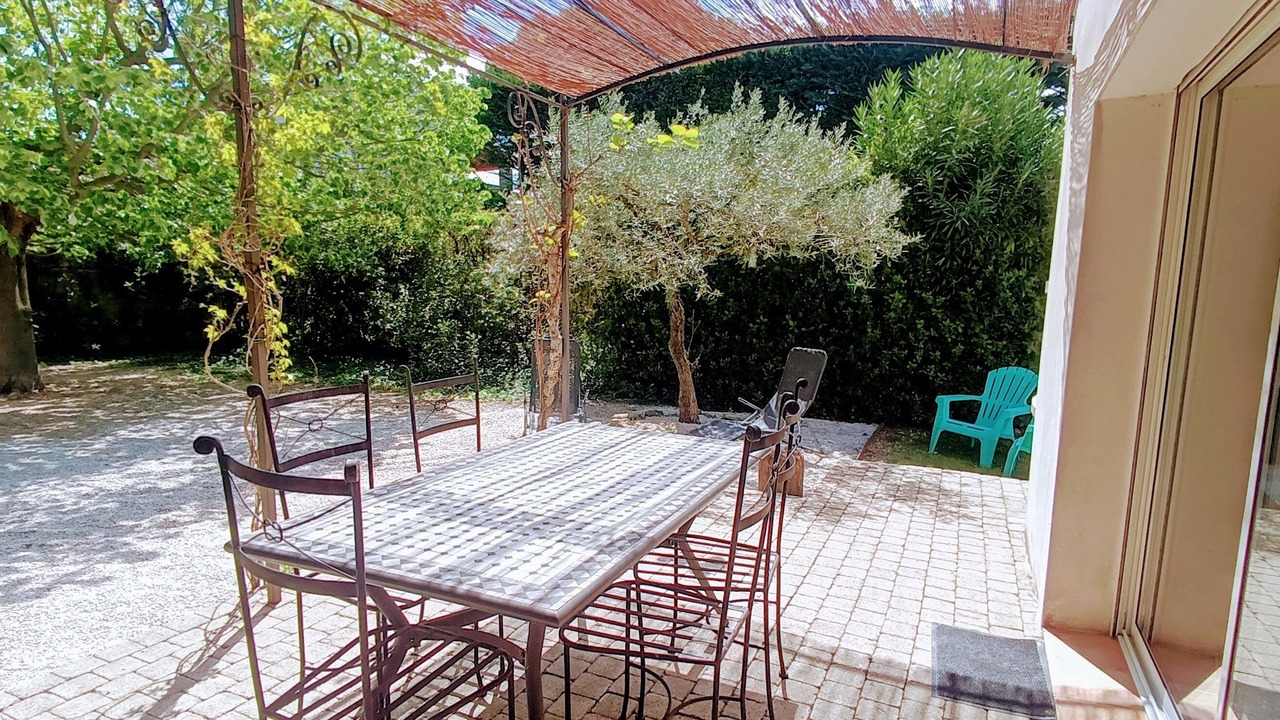 Photo of Outdoor in Boulbon