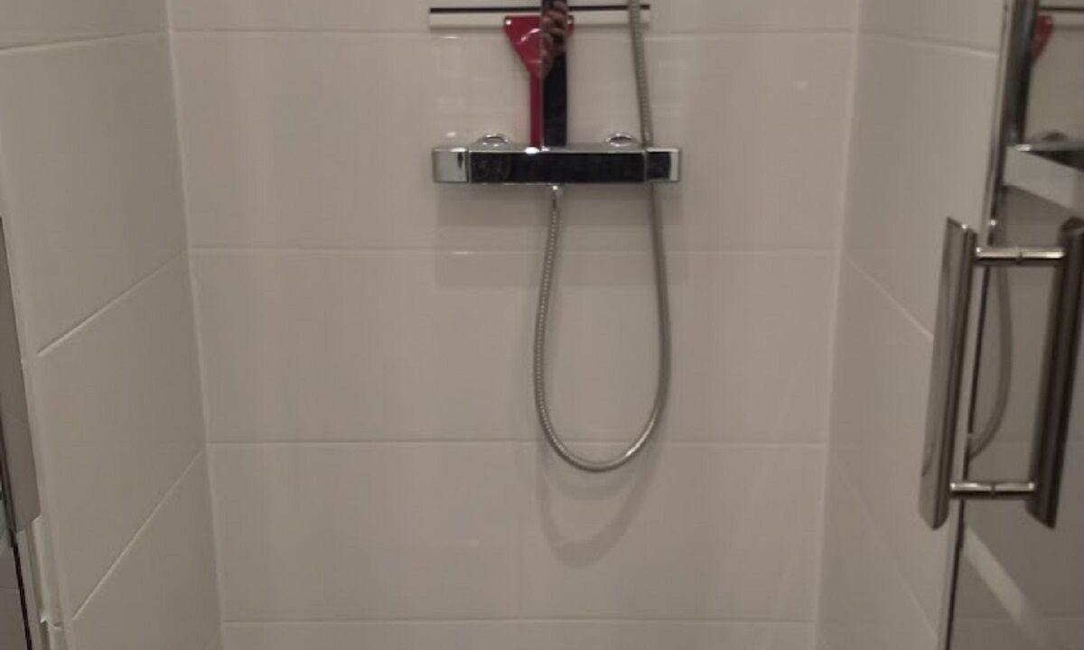 Photo of Bathroom in Cavaliere Beach