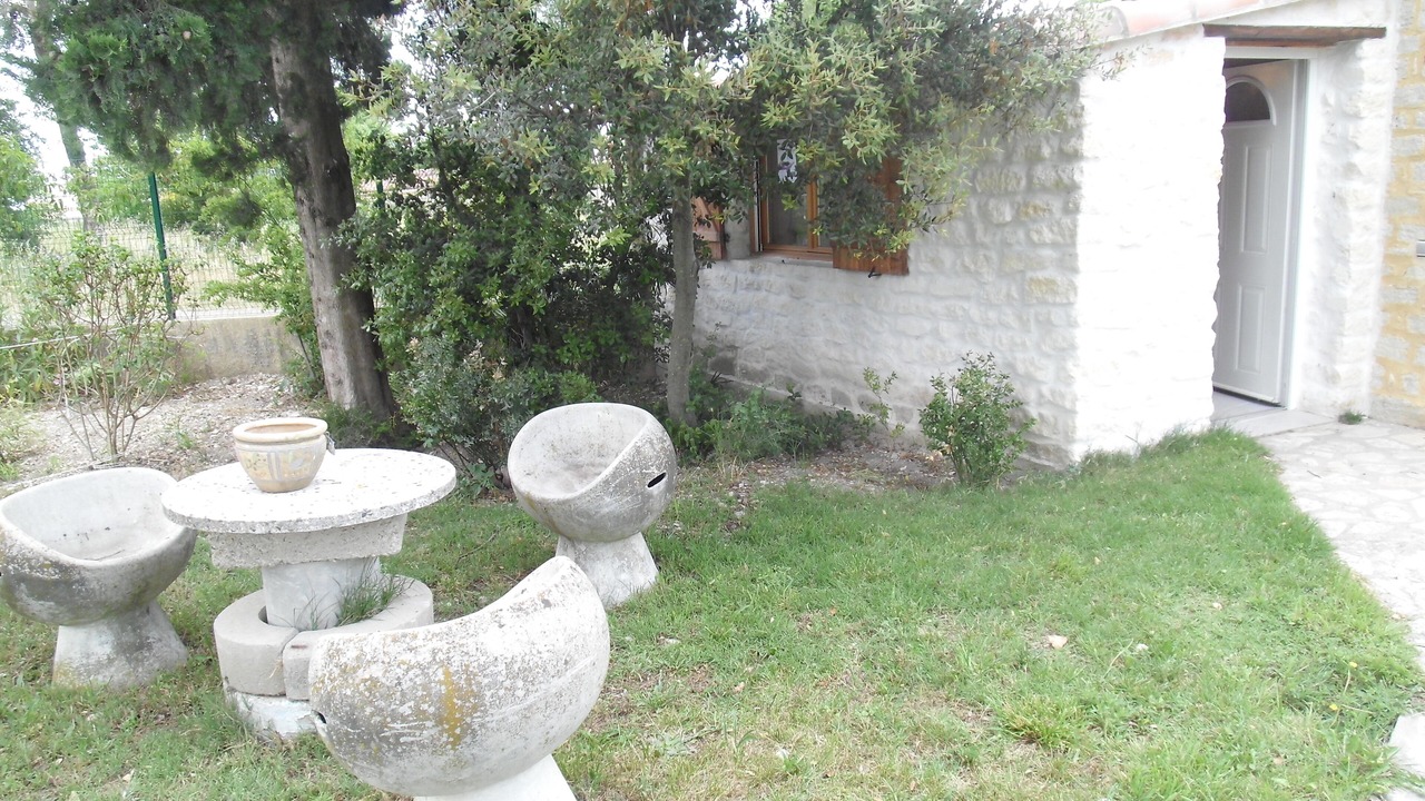 Photo of Patio Balcony in Saze