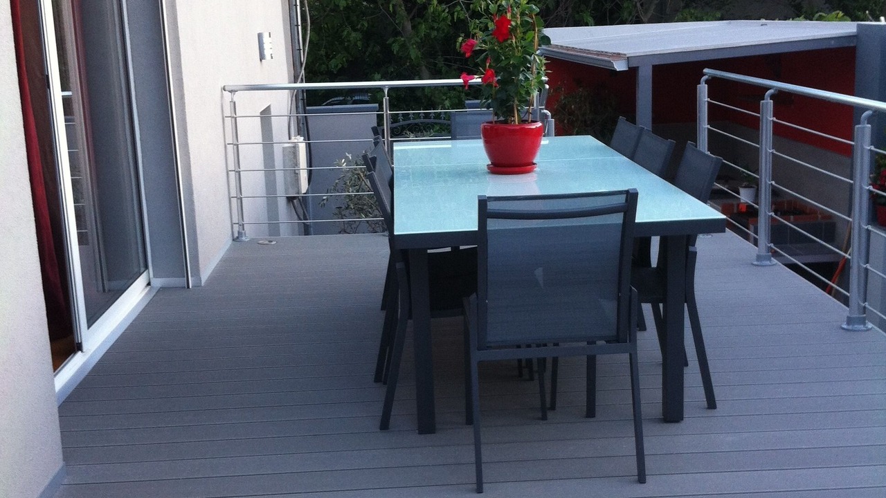 Photo of Outdoor in Orange
